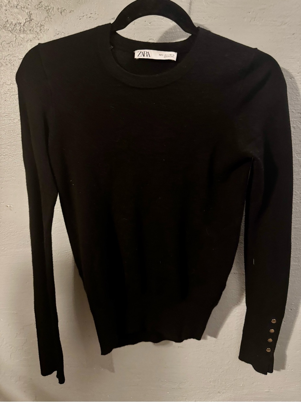 ZARA Black Crewneck Women's Sweater with Button Cuff
